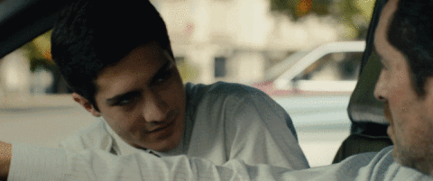 I think I like you Gomez tries his undercover skills on Chavez